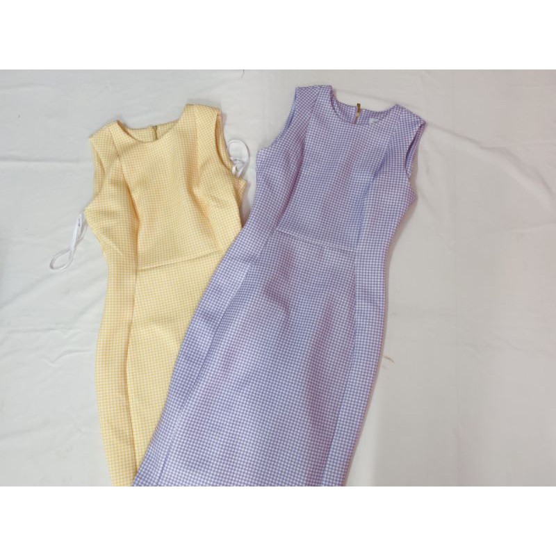 Đầm CK` caro dáng ôm body