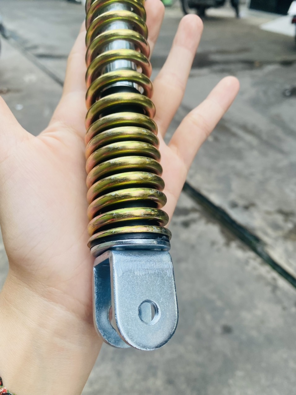 PHUỘC TRƯỚC GIÒ GÀ XE CUB 81