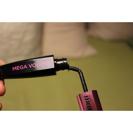 Mascara L'Oreal - Mascara Volume Miss Manga Black Waterproof