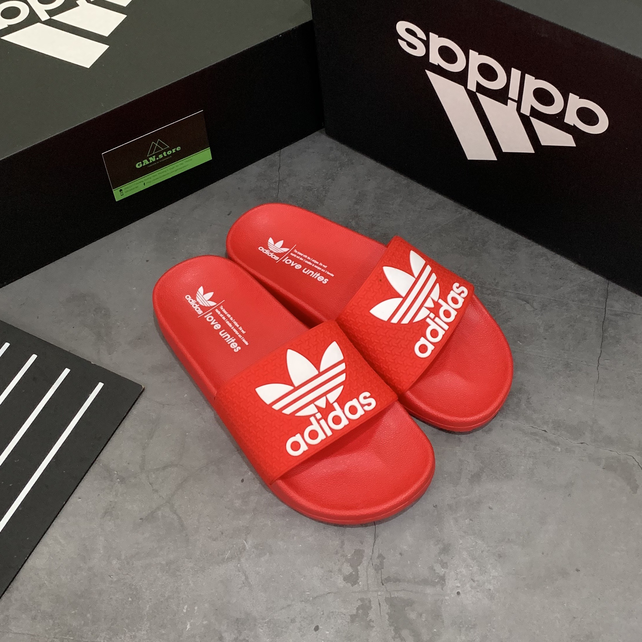 [HCM]DÉP ADIDAS ĐỎ ADILETTE BÁNH MÌ - DÉP FULL BOX HCM