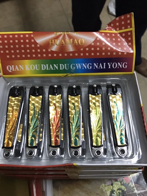 Hộp bấm móng tay 12 chiếc nhiều mẫu