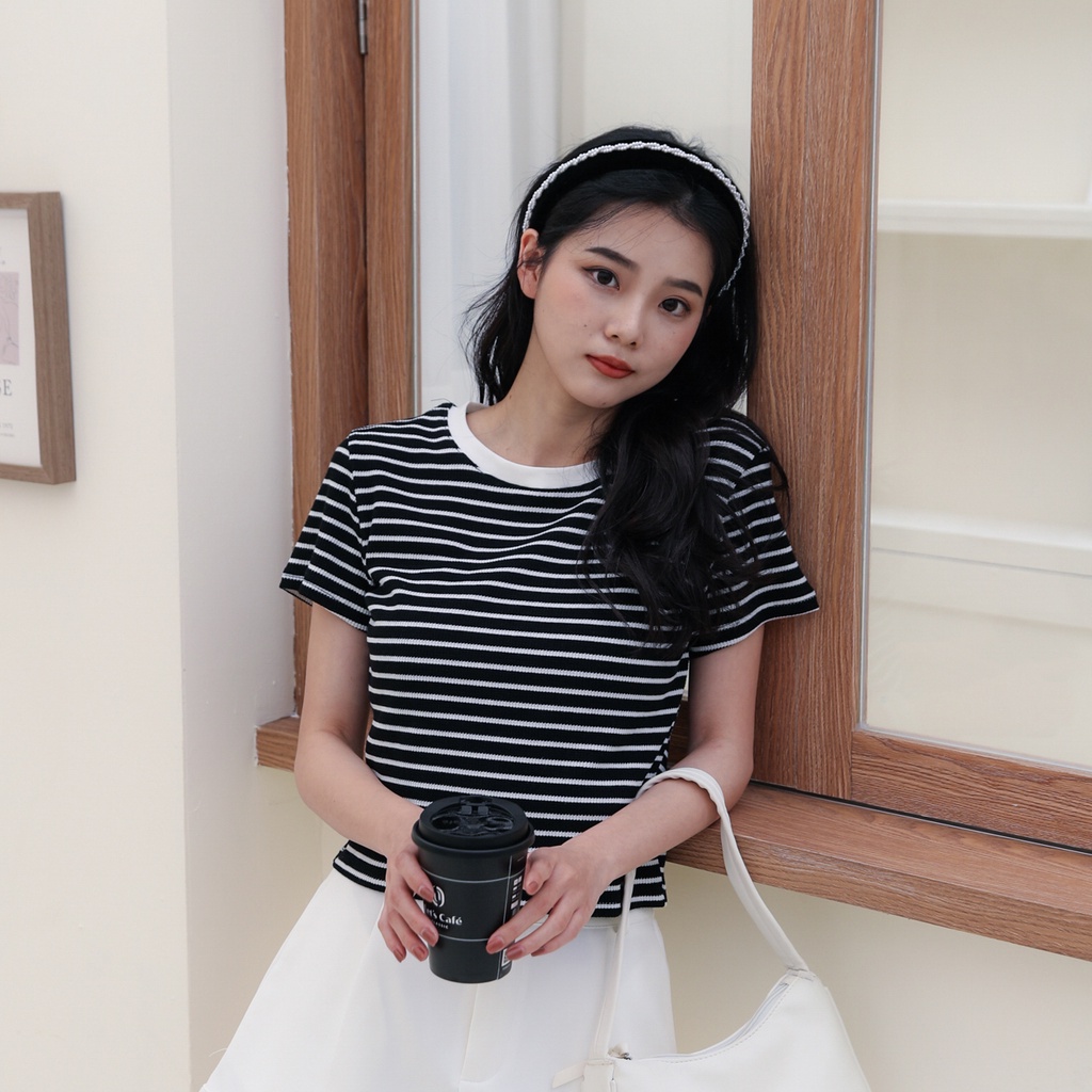 Áo thun nữ sọc phối viền màu thời trang