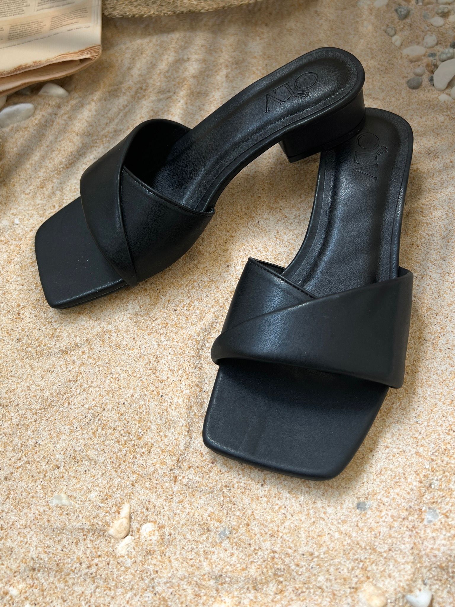 OLV - Dép Luna Heels In Black