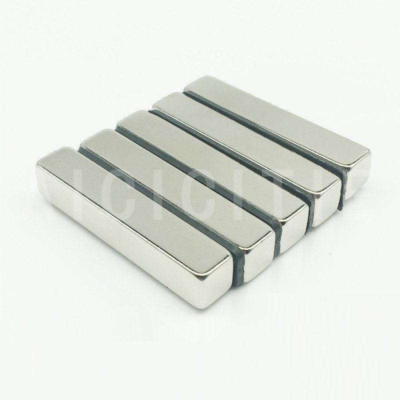 Nam châm đất hiếm kích thước 40x10x10mm