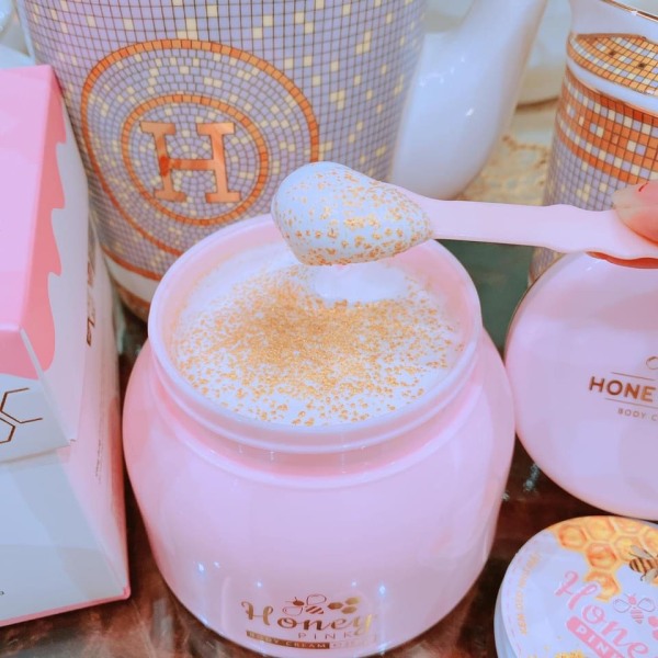 Kem Dưỡng Trắng Da Sợi Mật Dát Vàng 250g- Body Honey Pink nhập khẩu
