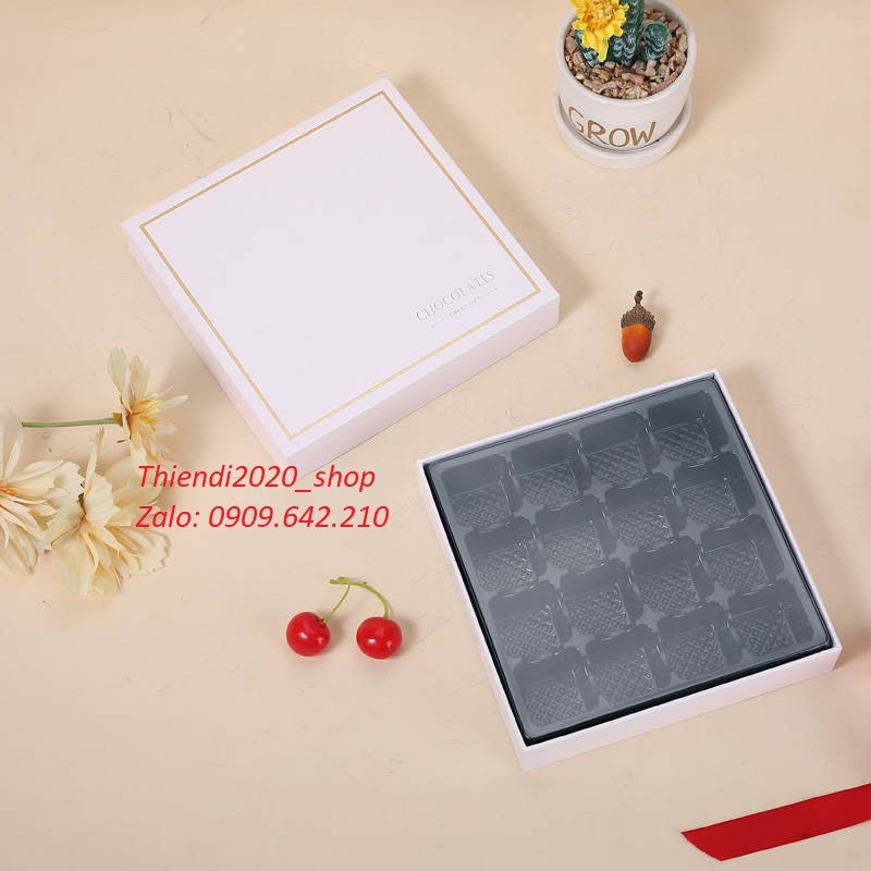 DEC21-1-Hộp đựng Socola ( Khay vuông 16 viên-25 viên)