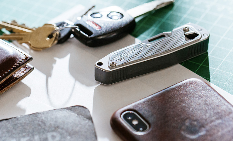Dụng cụ cầm tay đa năng Leatherman Free T2 (8 tools) [Bảo hành chính hãng 25 năm]