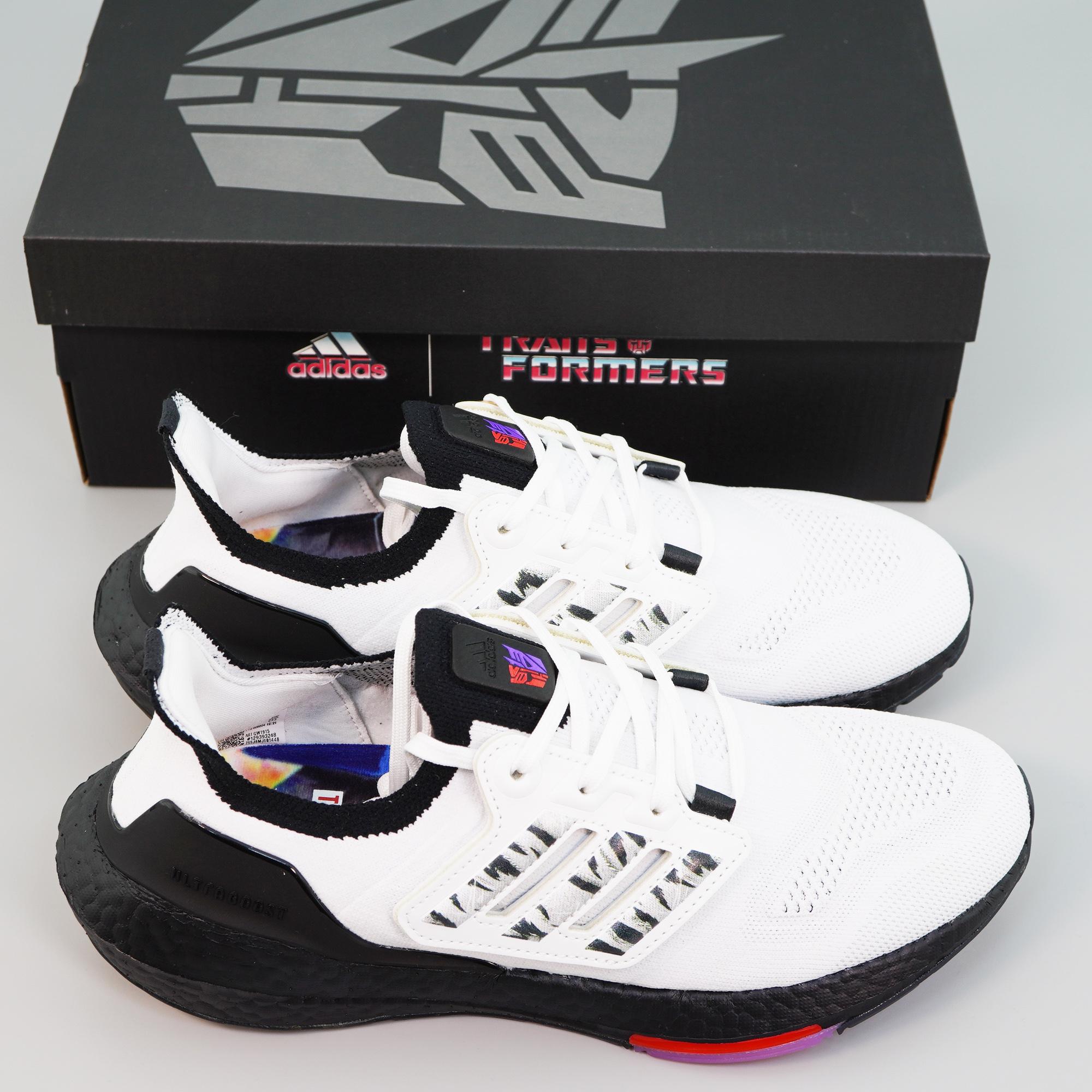 Giày Ultra Boost 22  White Black