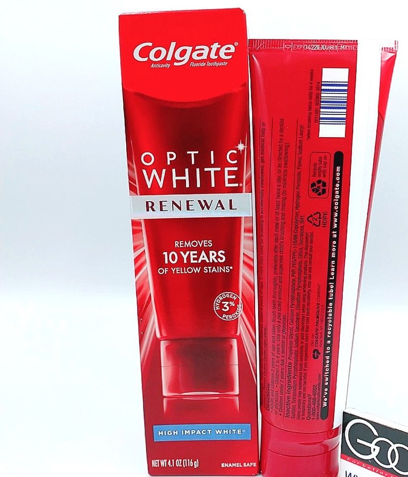 Kem đánh răng Colgate Optic white Renewal 116g