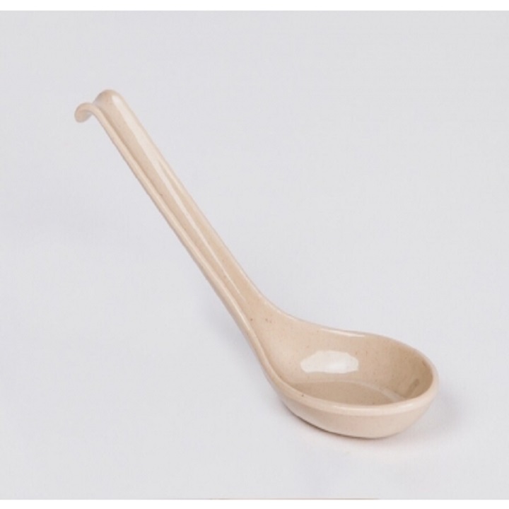 Muỗng melamine 100 cái có nghéo dài 17 cm x 4,5 cm