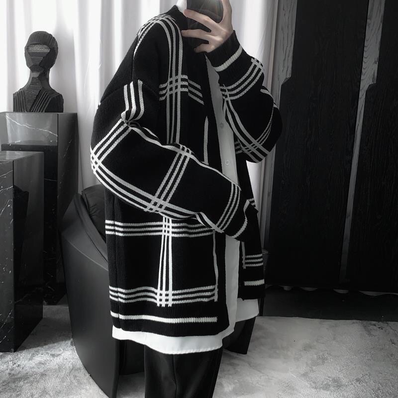Áo Cardigan Kẻ Trắng Đen Unisex
