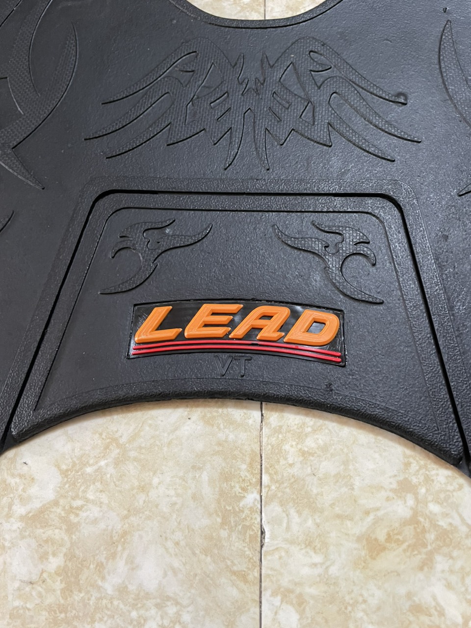 [HCM]Thảm cao su lót chân xe máy Lead (2013-2022)