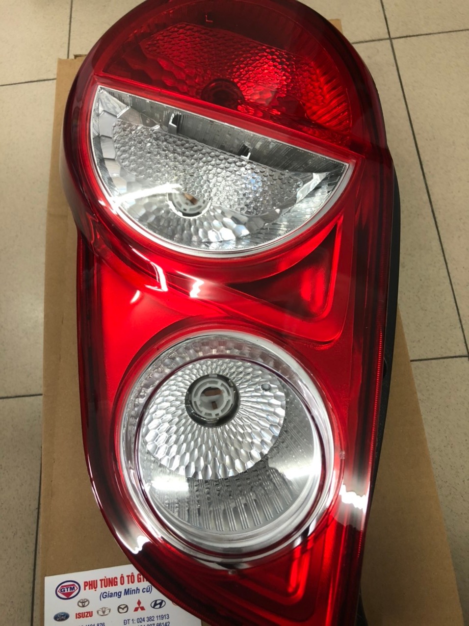 Đèn hậu matiz 4 2 màu