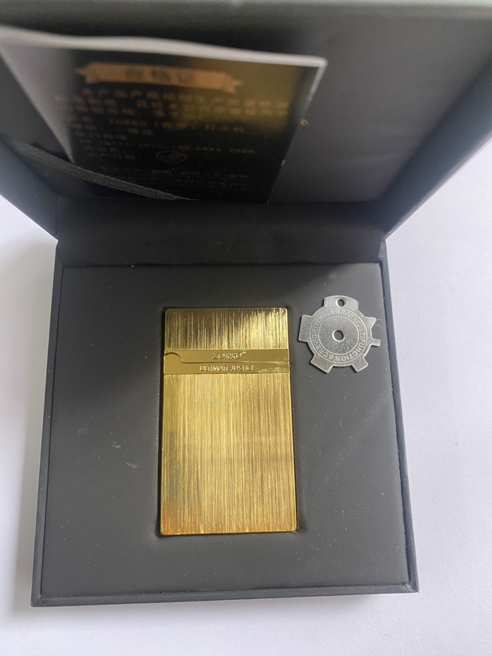 QUẸT  ZORRO Z643 CAO CẤP FULL BOX