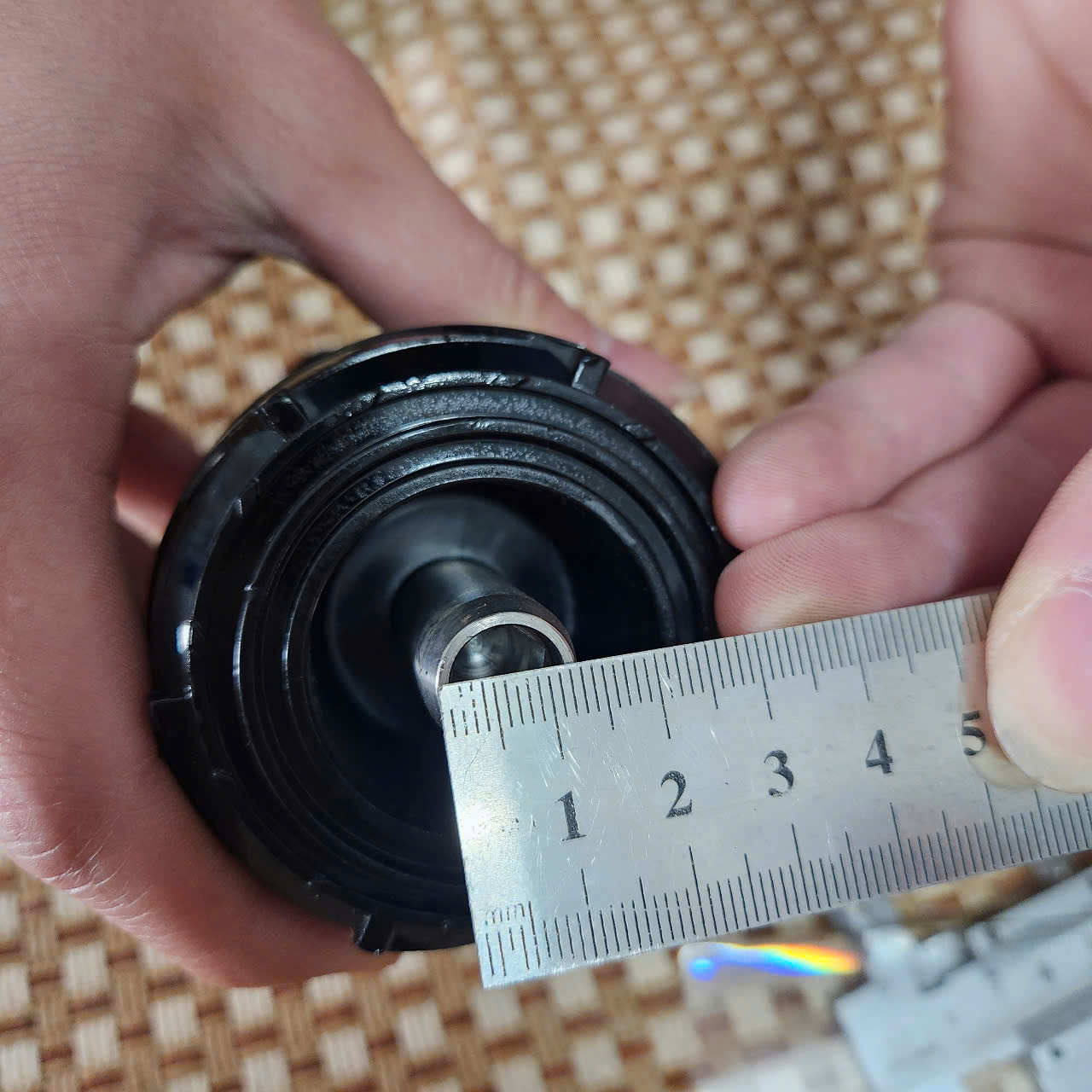 Trục ép - lưỡi ép máy ép chậm Hongxin RH313, Nineshield