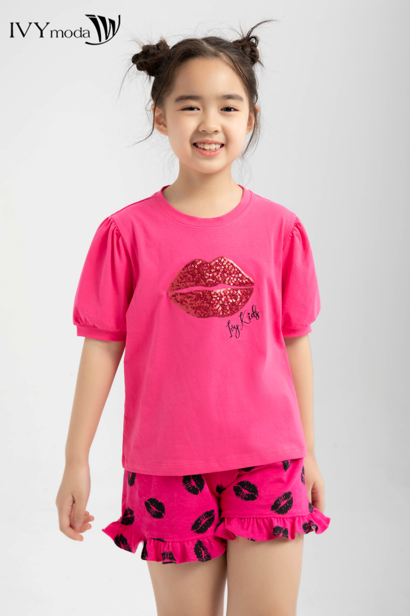 Áo thun bé gái đính hình đôi môi xinh xắn ivy moda ms 57g1268