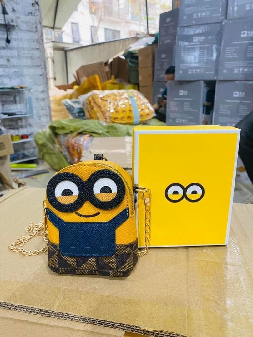 Túi đeo chéo minion giỏ xách nữ mini cute dễ thương