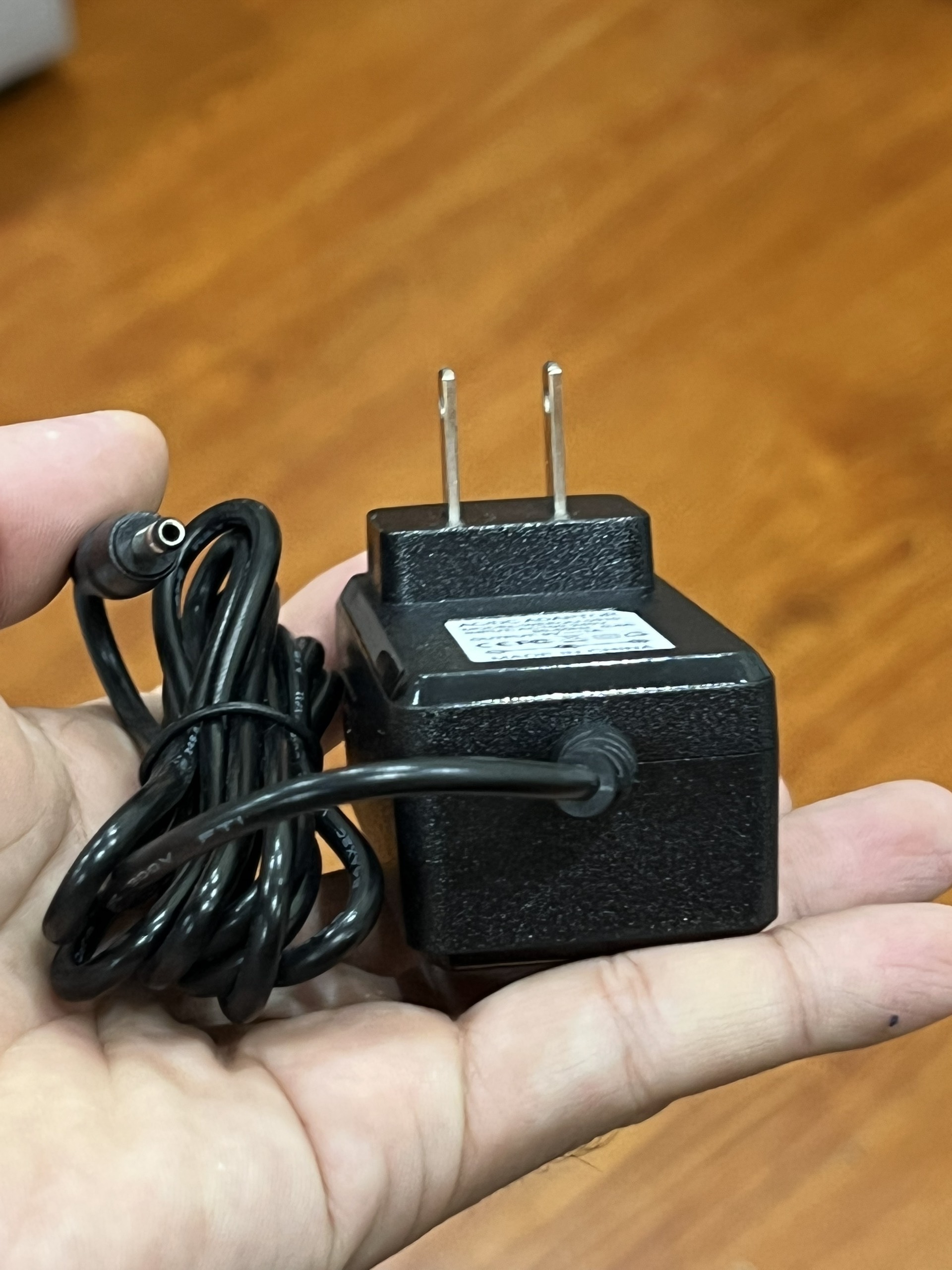 Sạc nguồn máy POs Pax S90 9V 1A