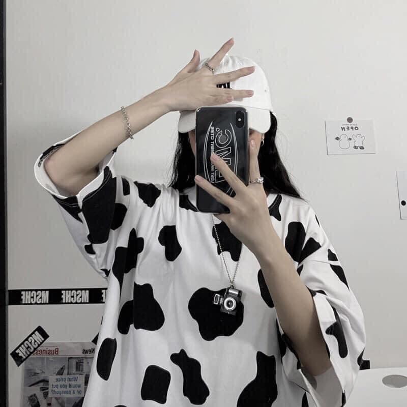 SET QUẦN SUÔNG IRU ĐEN + TSHIRT BÒ SỮA