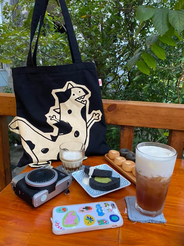 Túi Tote Khủng Long Thò Đuôi Siêu Ngầu [Made by Tòhe]