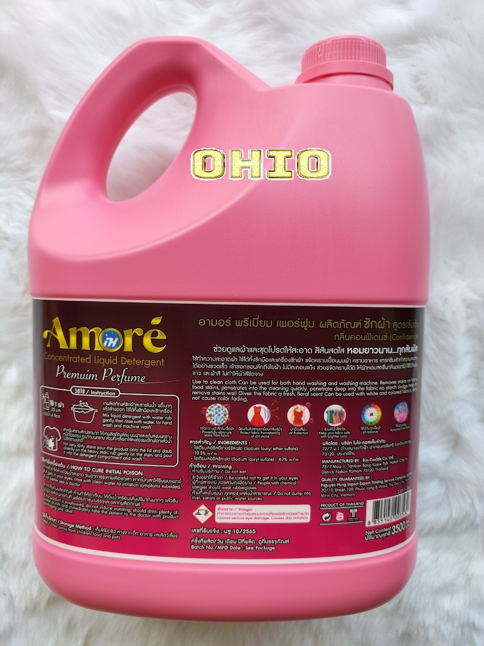 Nước giặt xã 6 in 1 Amore Thái lan