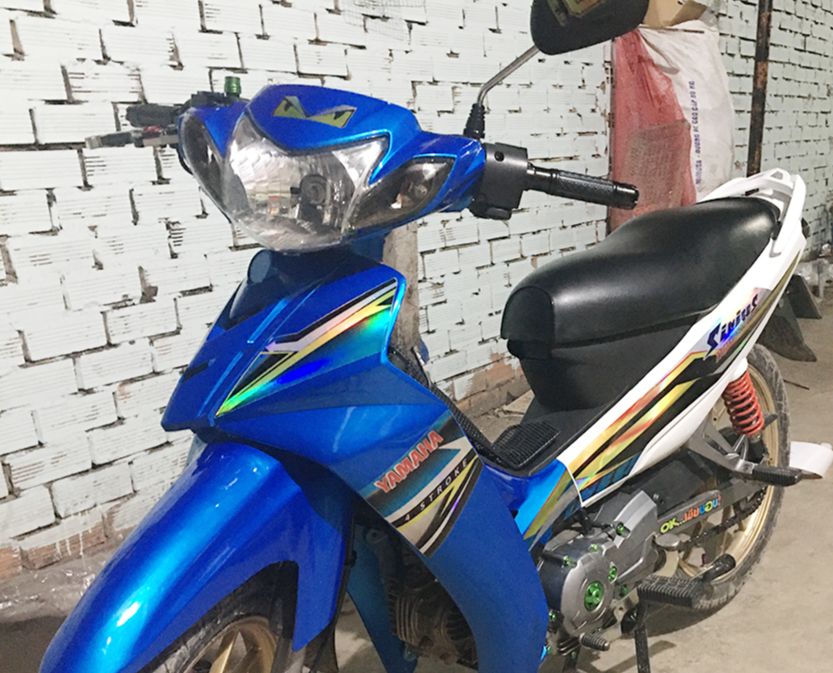 Tem sirius 110 xanh bạc đen crom