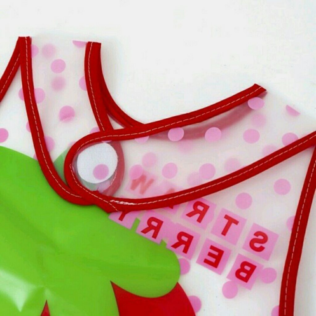 Combo 2 yếm nhựa có mắng ăn dặm cho bé