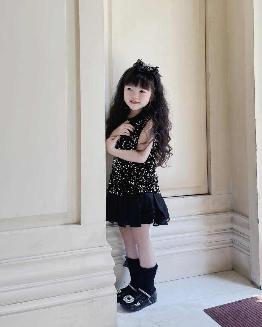Công chúa váy cô gái sinh nhật phong cách nước ngoài màu đen cô gái nhỏ