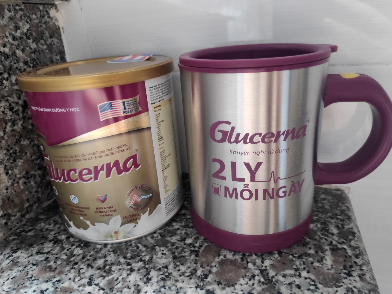 Date T11/25 Sữa bột Glucerna Vani 400g/lon
