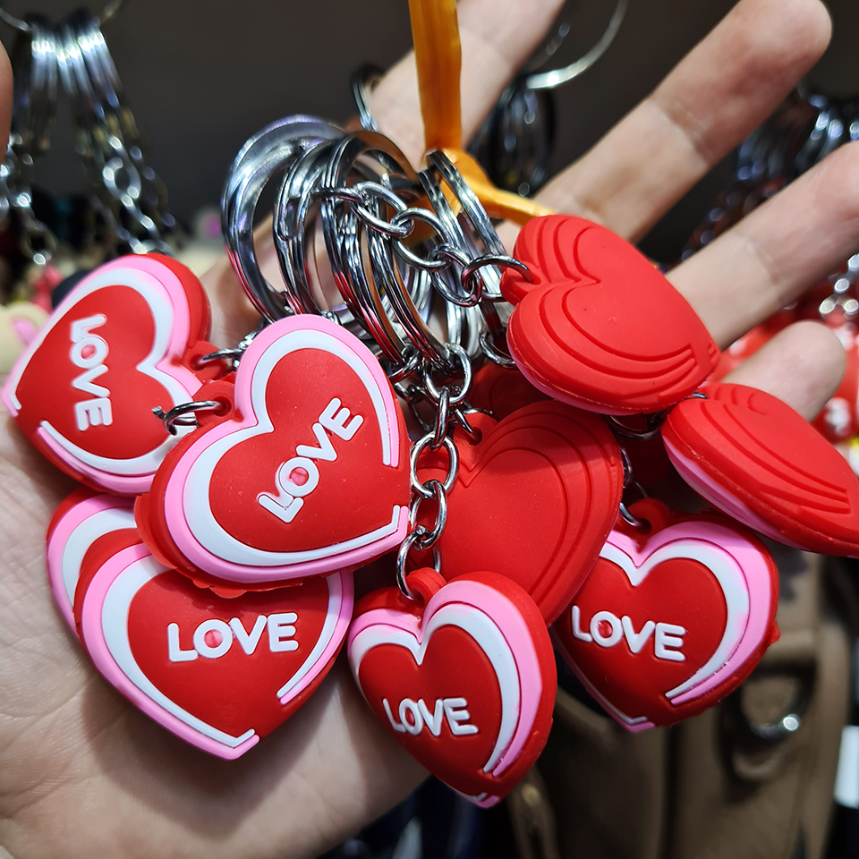 ( NGẪU NHIÊN ) Móc gắn chìa khóa trang trí balo túi xách túi đeo chéo nam nữ hình siêu cute
