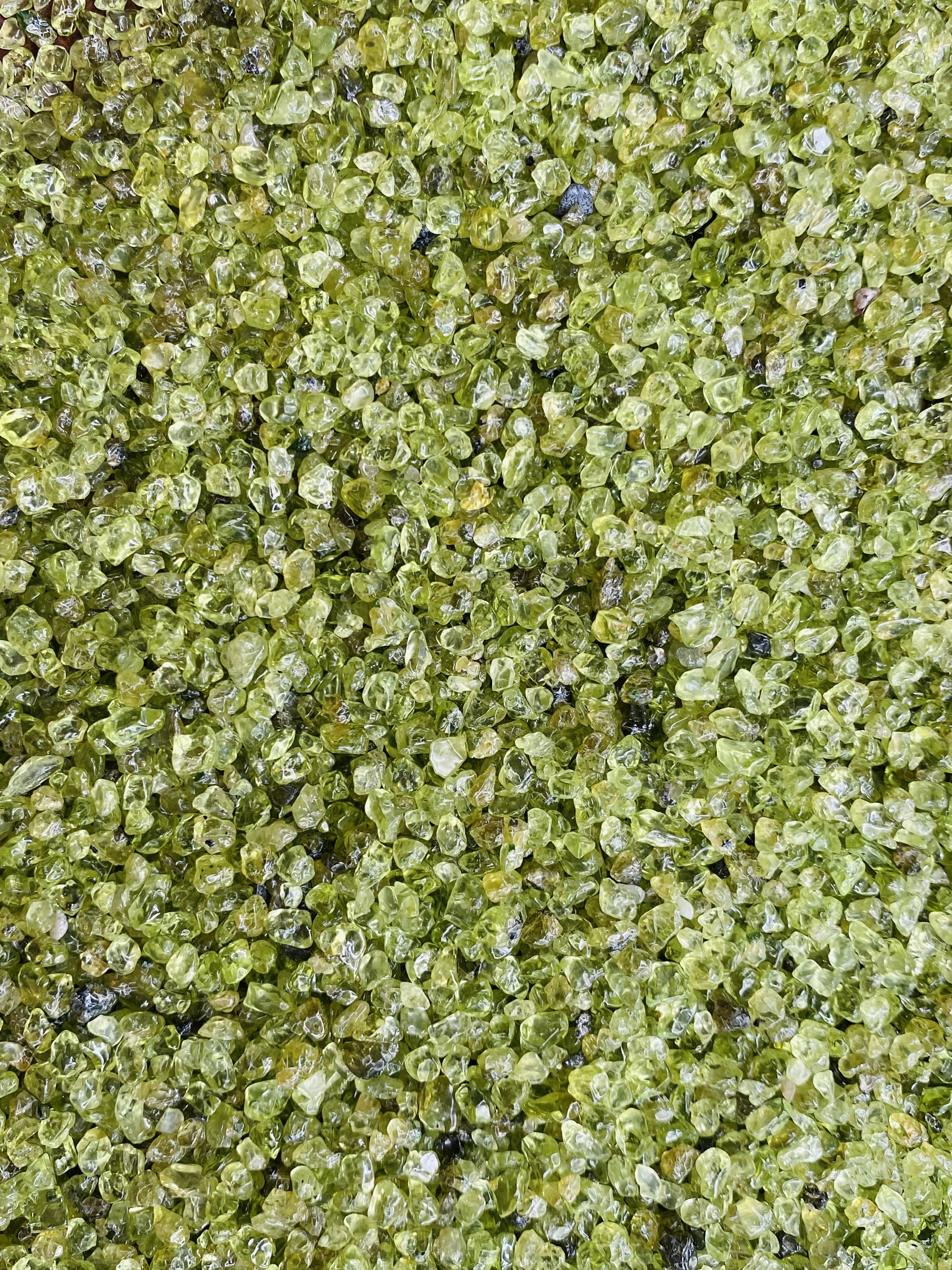 100g Vụn đá Peridot tự nhiên