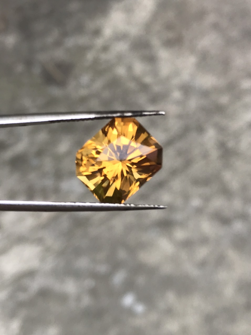 Đá citrine tự nhiên , lên nhẫn , mặt dây ( kt 9x12 mm)
