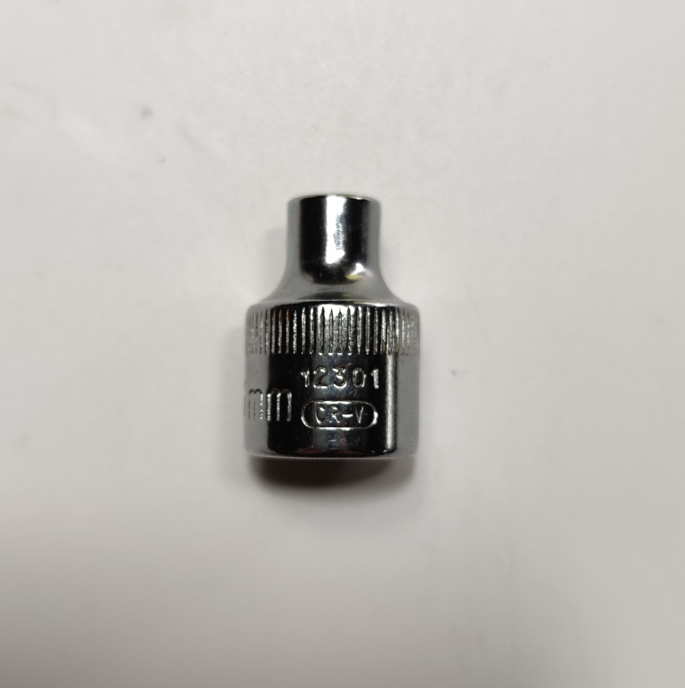 Đầu tuýp 6 cạnh ngắn 3/8" Sata
