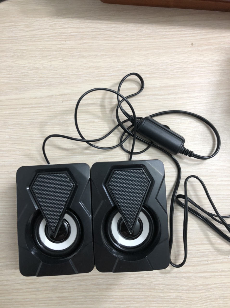 LOA VI TÍNH Mini DIGITAL SPEAKER E-1046