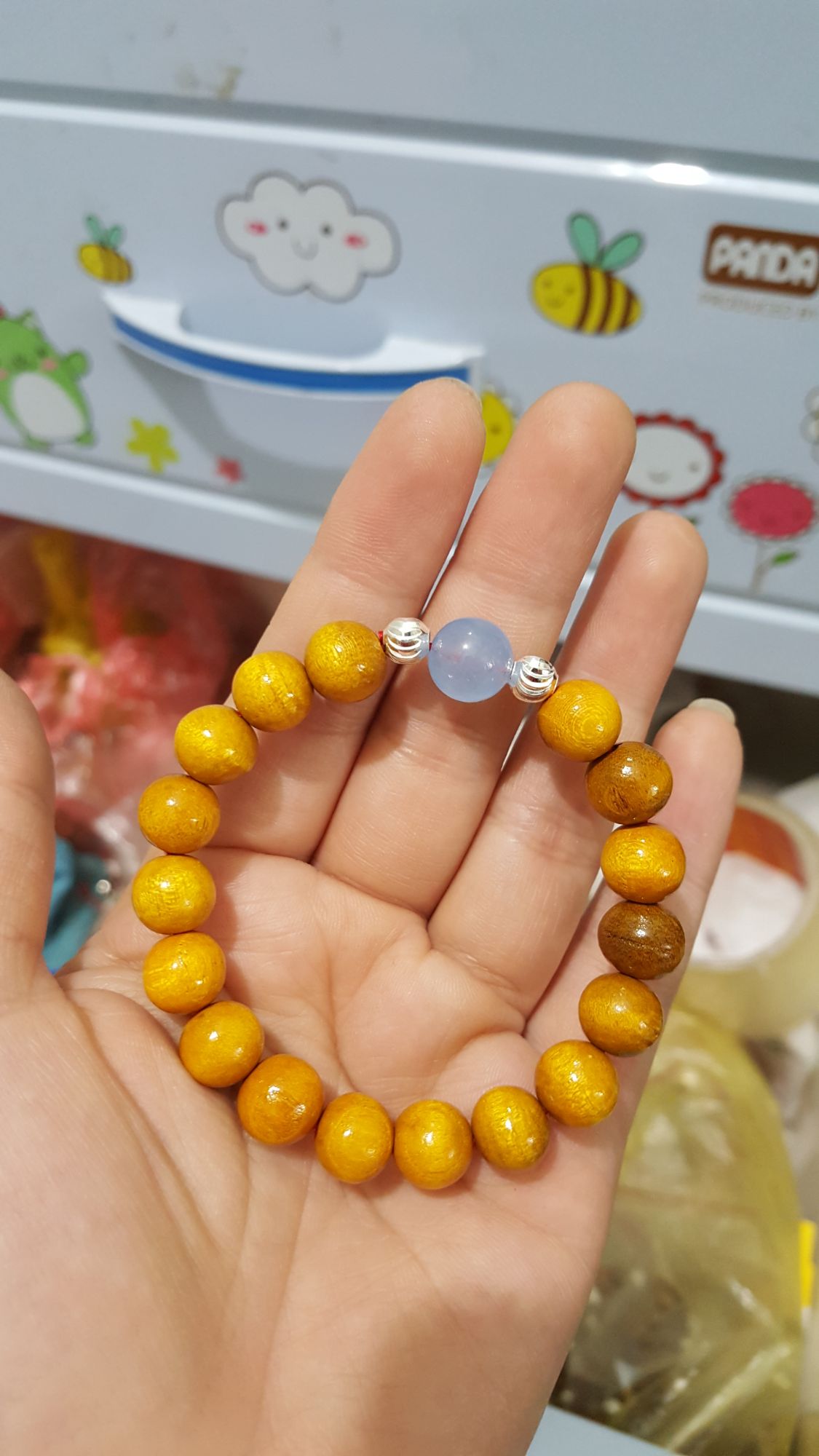 Vòng dâu tằm mệnh Mộc