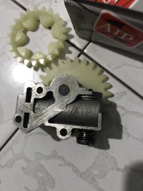 [HCM]Bộ heo nhờn máy cưa xích 381 AIP/ bộ heo nhớt máy cưa xích 381/ bộ bơm nhớt máy cưa xích 381 AIP