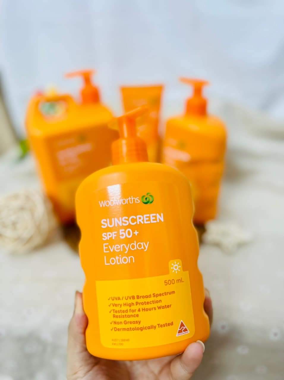 Kem chống nắng Woolworths Everyday SPF 50 Sunscreen