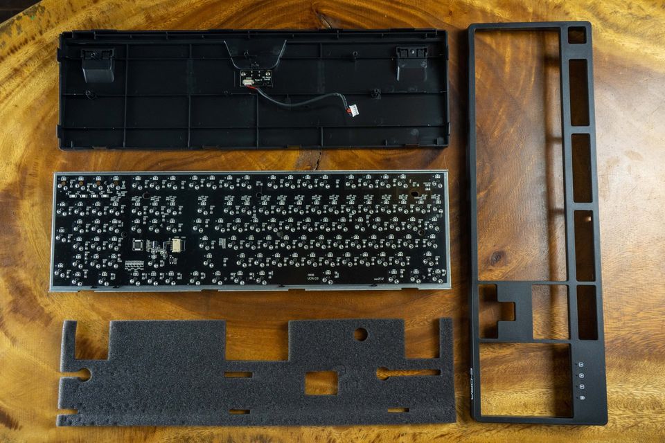 Bàn phím cơ E-Dra EK3104 Pro Cherry SKY DOLCH (sử dụng keycaps PBT SKY DOLCH cao cấp) BH 2 năm