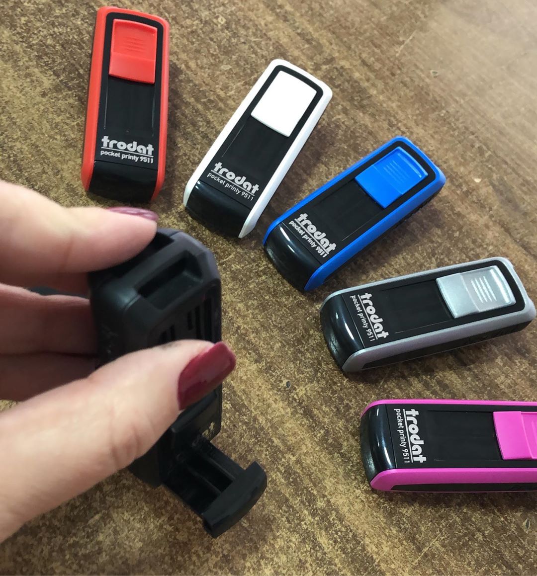 Khắc con dấu USB nhỏ gọn, xinh, rẻ, đẹp, (Trodat 9511)