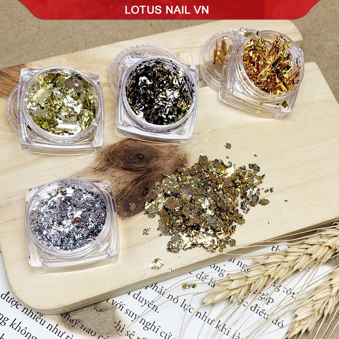 Set nhũ khổng tước 6 hũ trang trí móng