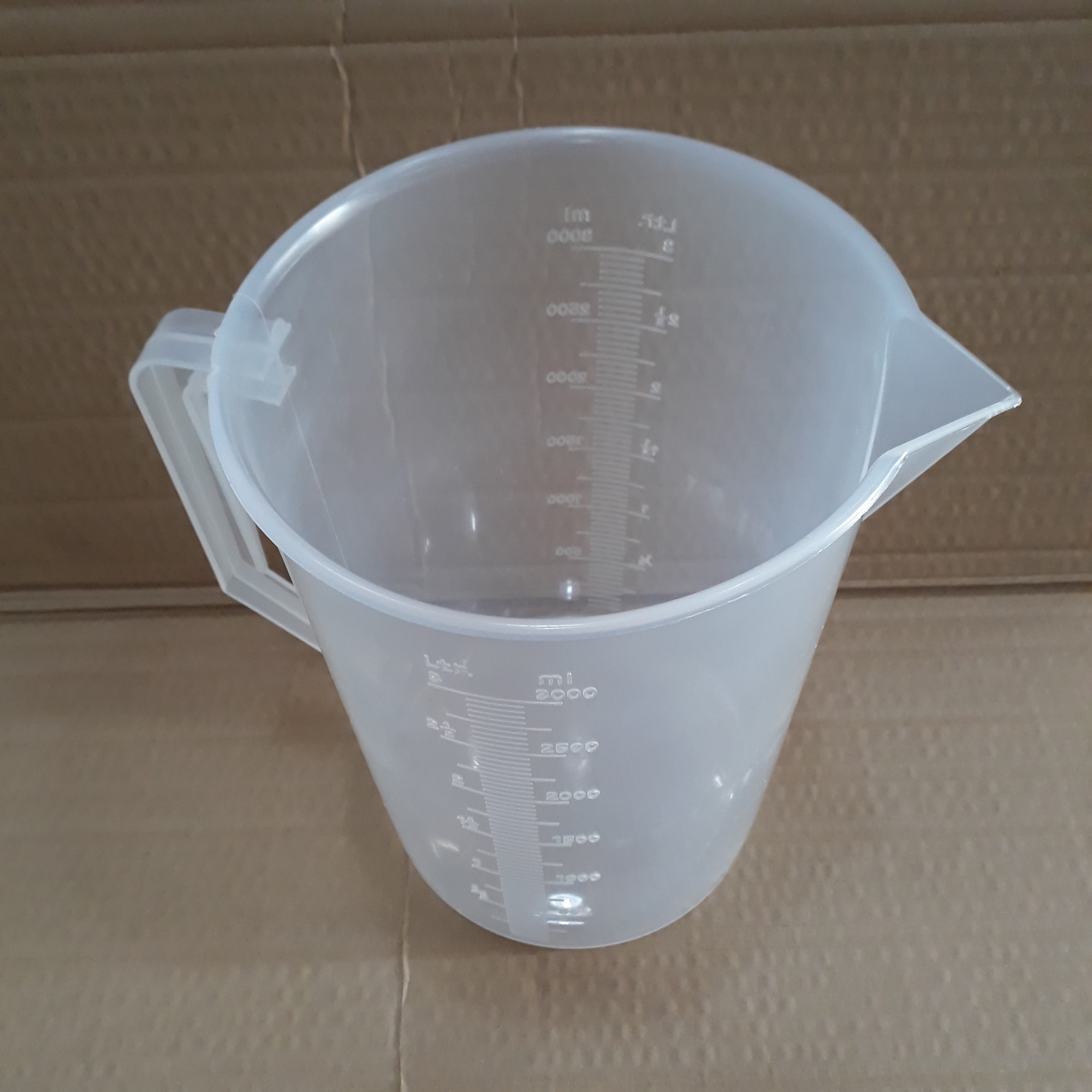CA ĐONG NHỰA CÓ VẠCH CHIA 3LIT