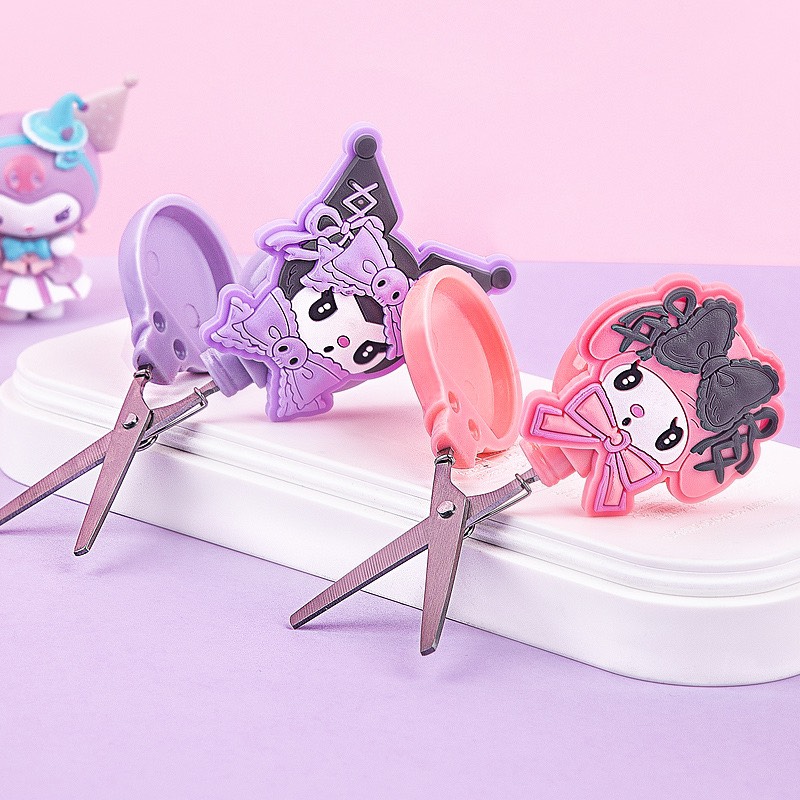 Kéo cắt giấy Sanrio có nắp đậy