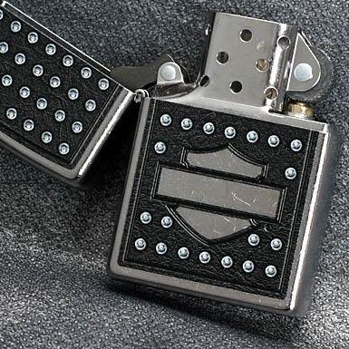 Zippo 28482 - Zippo Harley Davidson Shield - Street Chrome