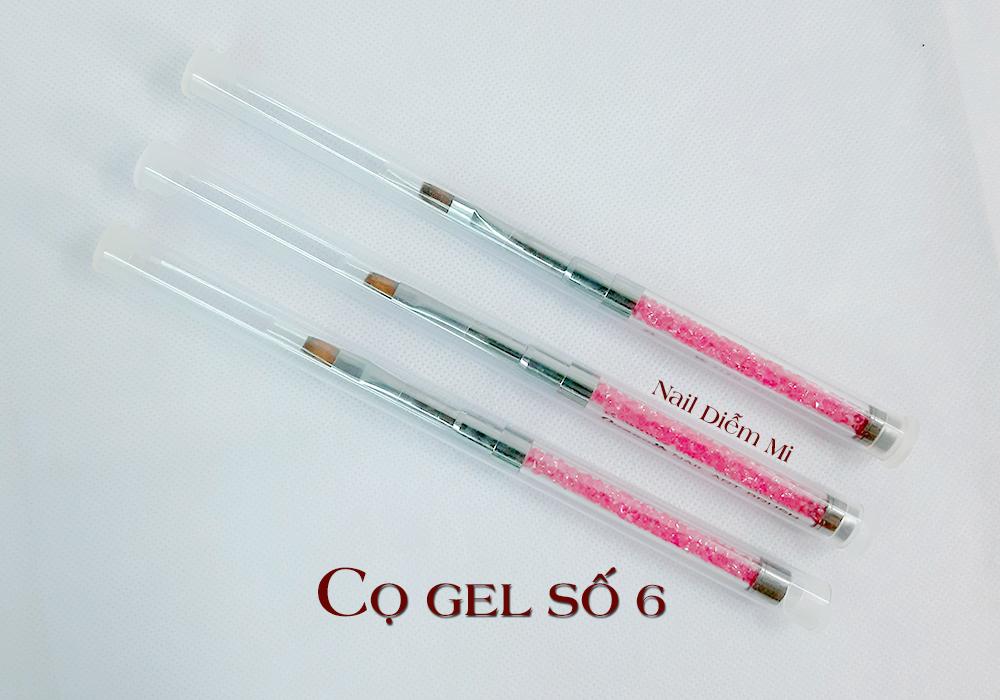 [HCM]Cọ đắp gel cán đá hồng số 6