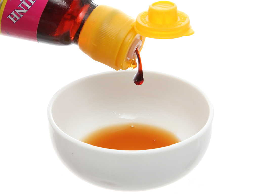 Nước mắm cá cơm nhĩ Hưng Thịnh 38 độ đạm chai 750ml