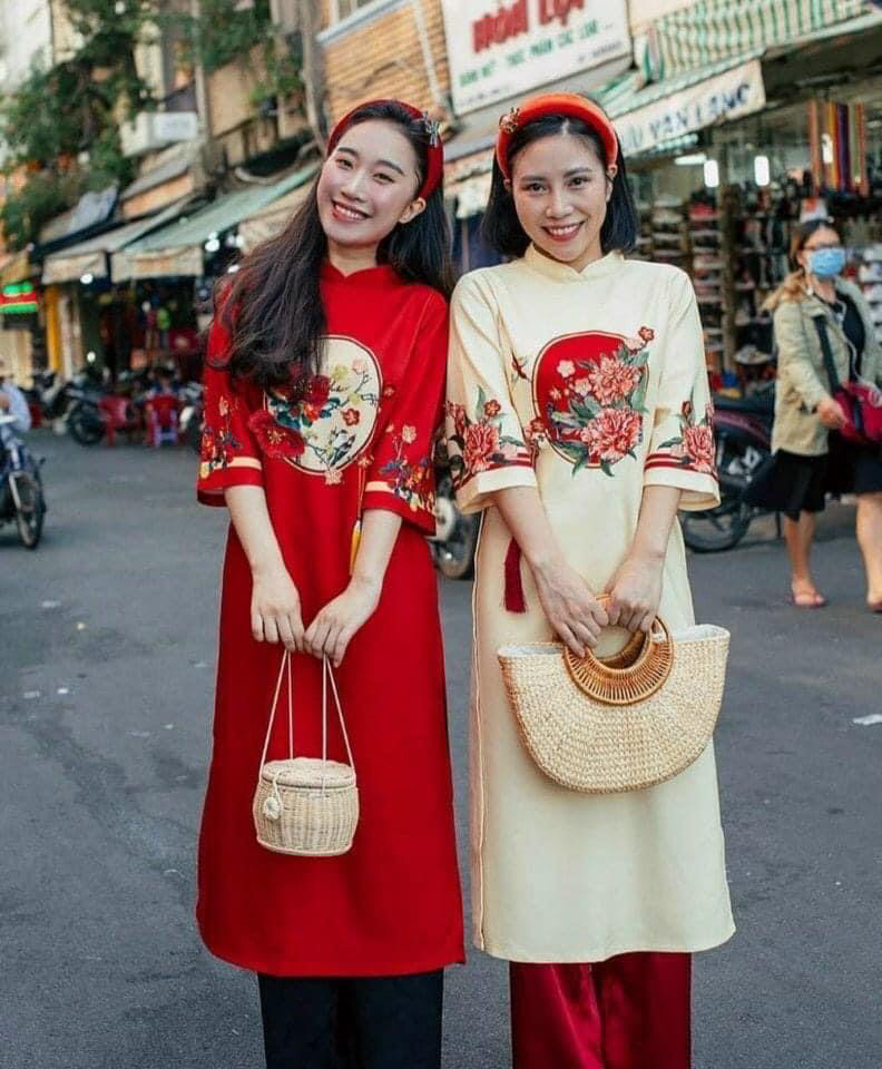 Áo dài ct tết mới 2022