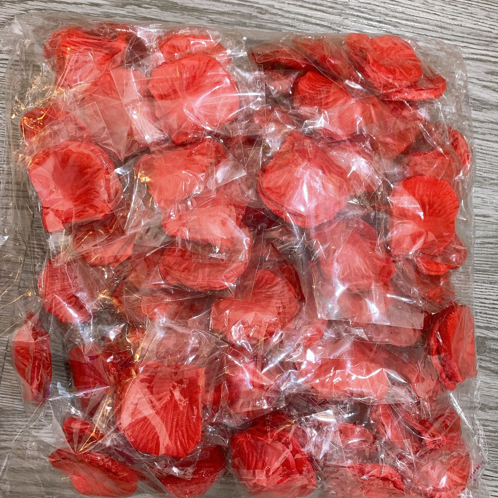 Set 100 Cánh hoa hồng bằng vải lụa dùng trang trí