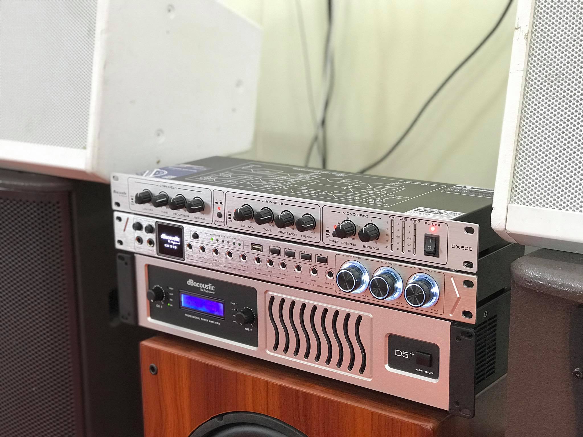 [HCM]Máy nâng tiếng dBacoustic EX200