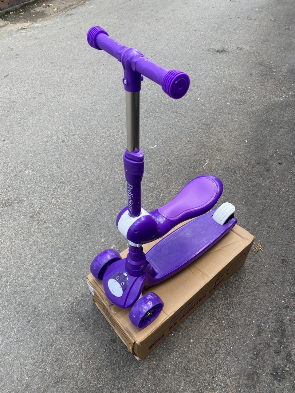 Xe scooter 2in1 cho bé quà tặng sữa pediasure