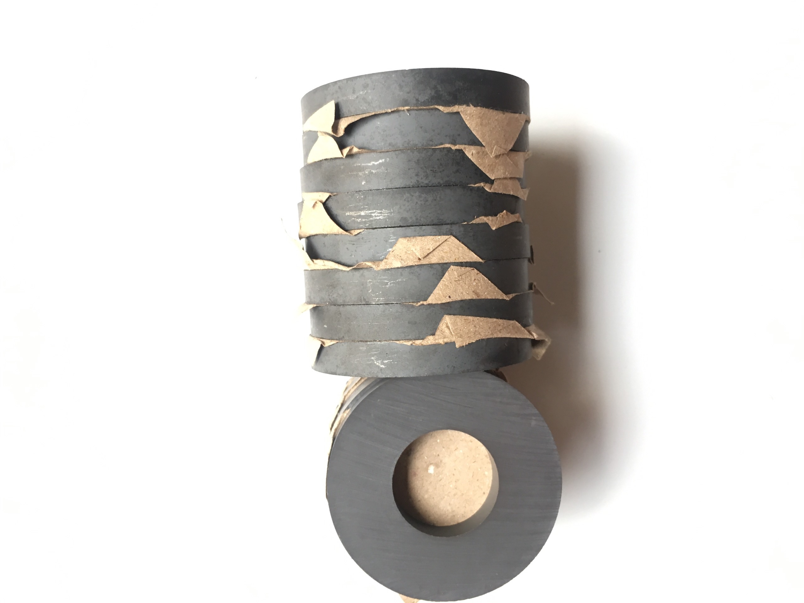 [HCM]Nam Châm Từ Loa - Nam Châm Ferrite Ø 60x10 Lỗ 15